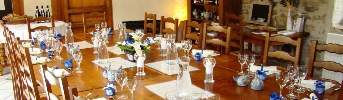 auberge salle de restaurant à Blesle