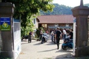 Départ de la visite de l'Auvergne en moto des chambres d'hôtes de la Haute-Loire