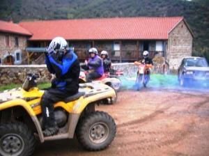 Bouclier Arverne , randonnée 4x4, quads et motos en Auvergne